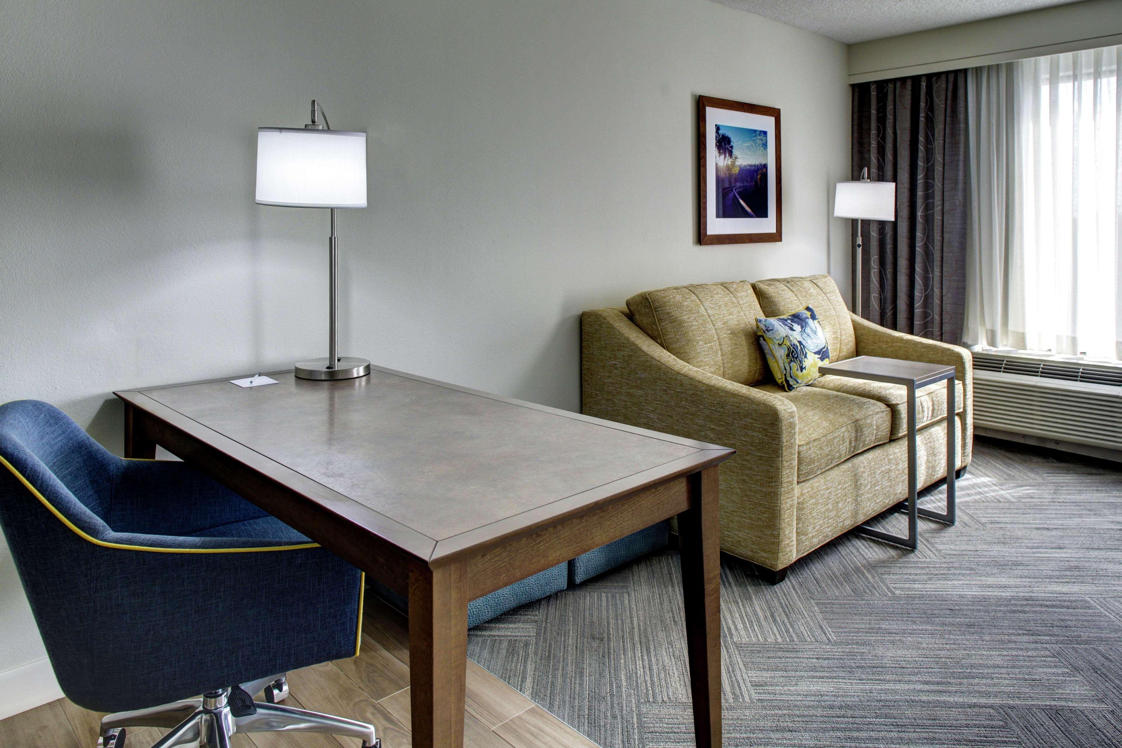 Hampton Inn & Suites At Lake Mary Colonial Townpark מראה חיצוני תמונה