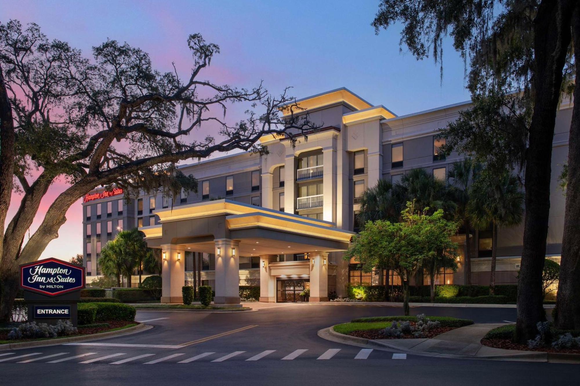 Hampton Inn & Suites At Lake Mary Colonial Townpark מראה חיצוני תמונה