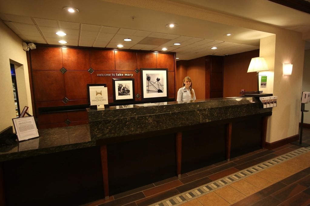 Hampton Inn & Suites At Lake Mary Colonial Townpark מראה פנימי תמונה